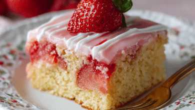 Strawberry Sheet Cake with Cream Cheese Frosting – A Sweet Slice of Love from My Kitchen