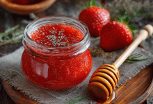 Strawberry Purée with Honey