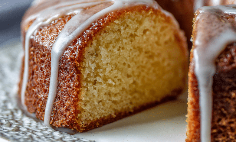 Vanilla Bean Tea Cake with Glaze – A Soft Slice of Calm for Slow Afternoons