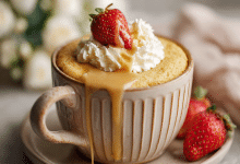 Vanilla Mug Cake Without Eggs or Butter – A Little Miracle in a Cup 💛